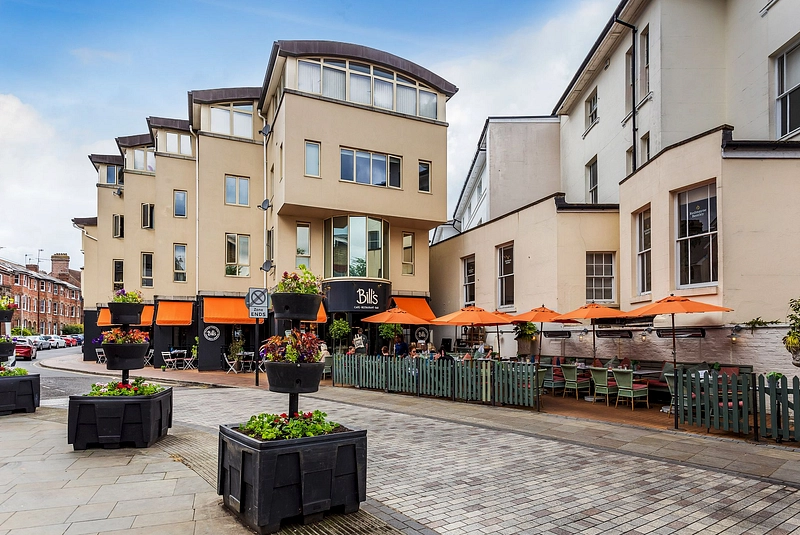 Flat for sale with 2 bedrooms in Lime Hill Road, Tunbridge Wells, TN1